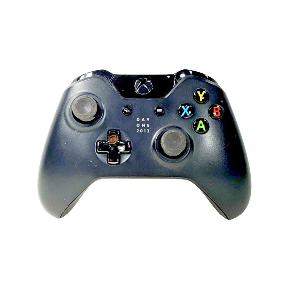 Official Microsoft Xbox One Wireless Controller Day One 2013 Edition Tested